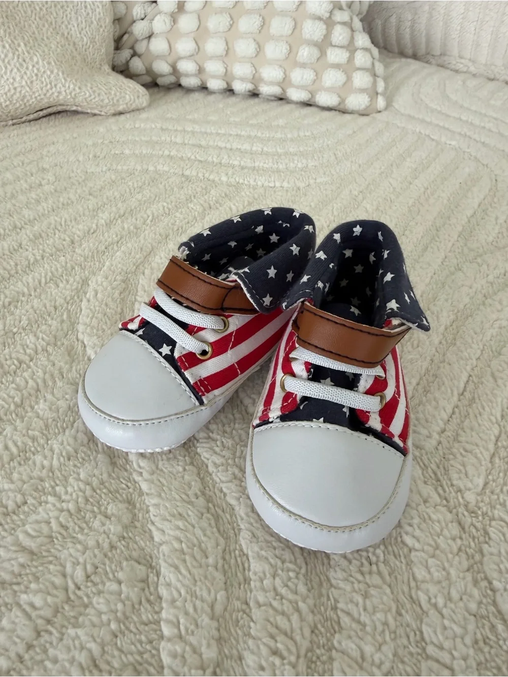Patriotic Stars & Stripes BABY Shoes - NEW - size 0-6 M